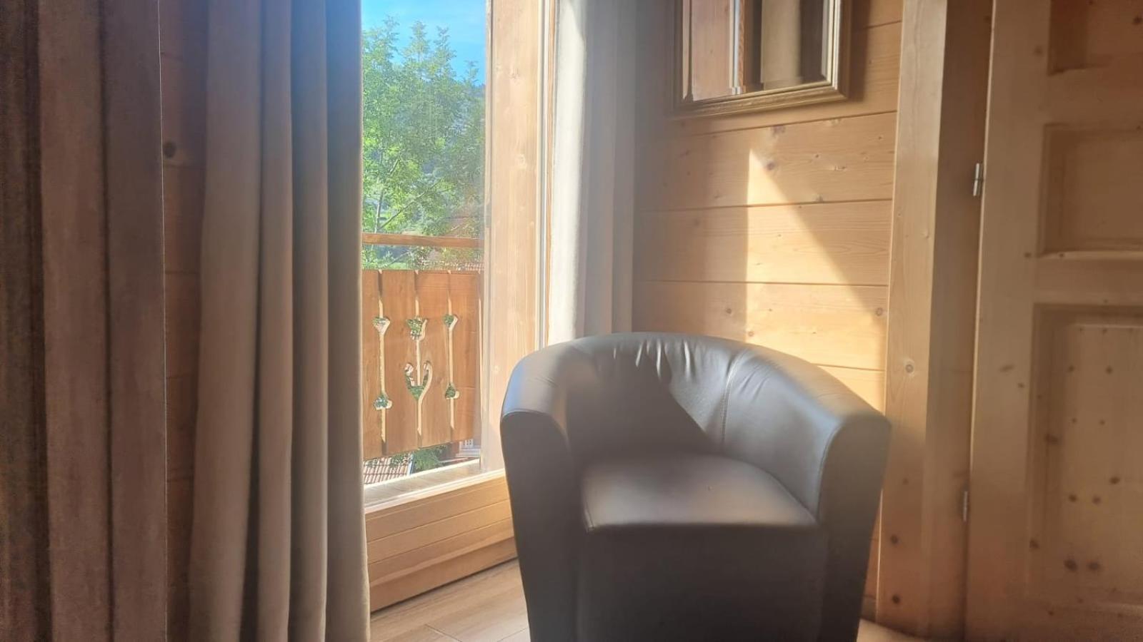 Le Chalet Du Pere Michel, Jacuzzi, Sauna, Jardin Ла-Бресс Экстерьер фото
