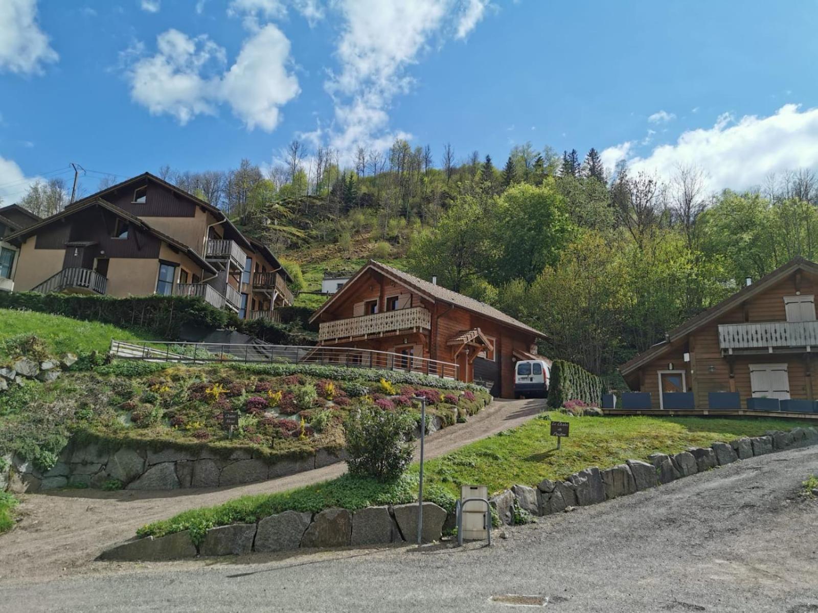 Le Chalet Du Pere Michel, Jacuzzi, Sauna, Jardin Ла-Бресс Экстерьер фото