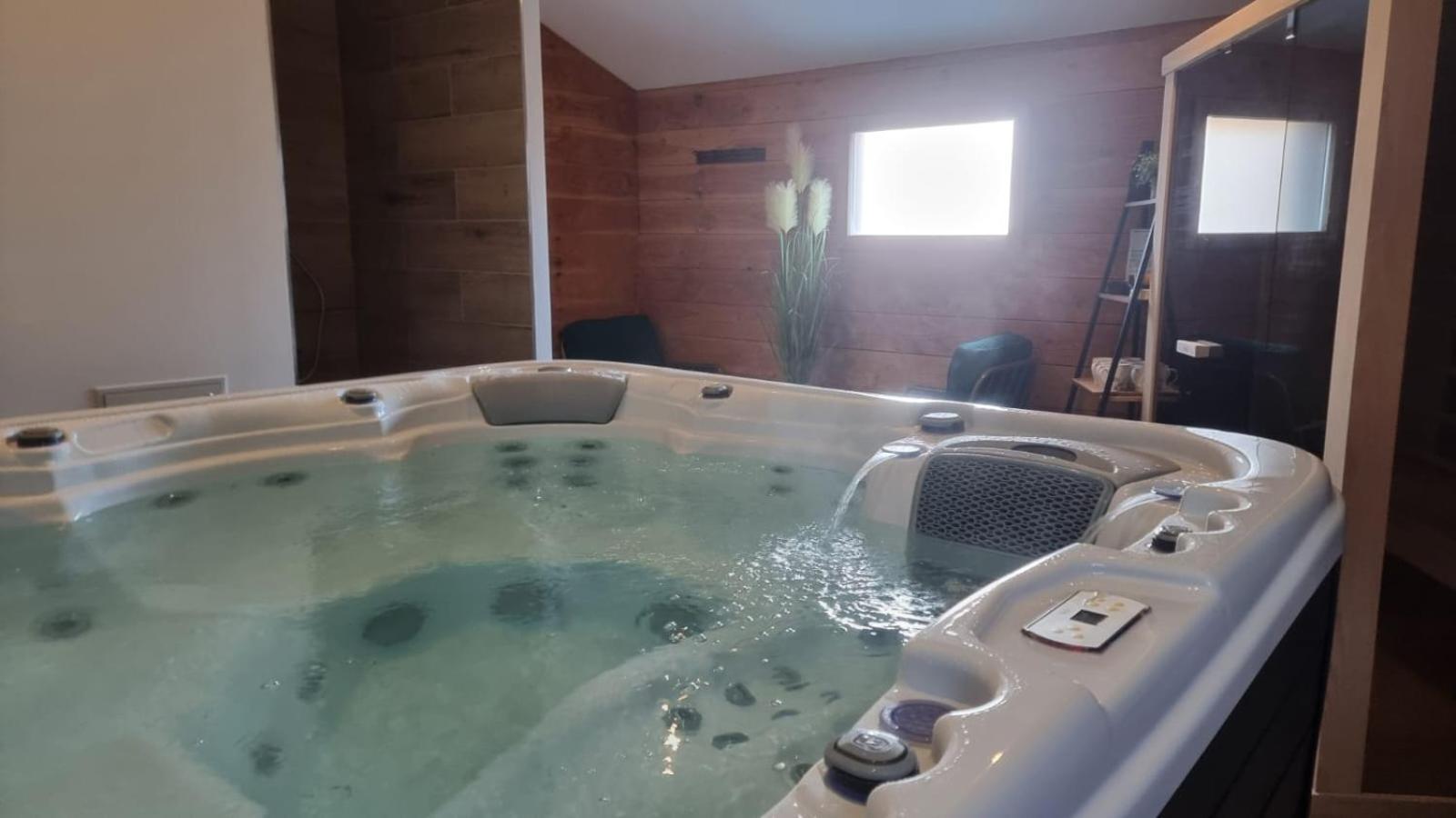 Le Chalet Du Pere Michel, Jacuzzi, Sauna, Jardin Ла-Бресс Экстерьер фото